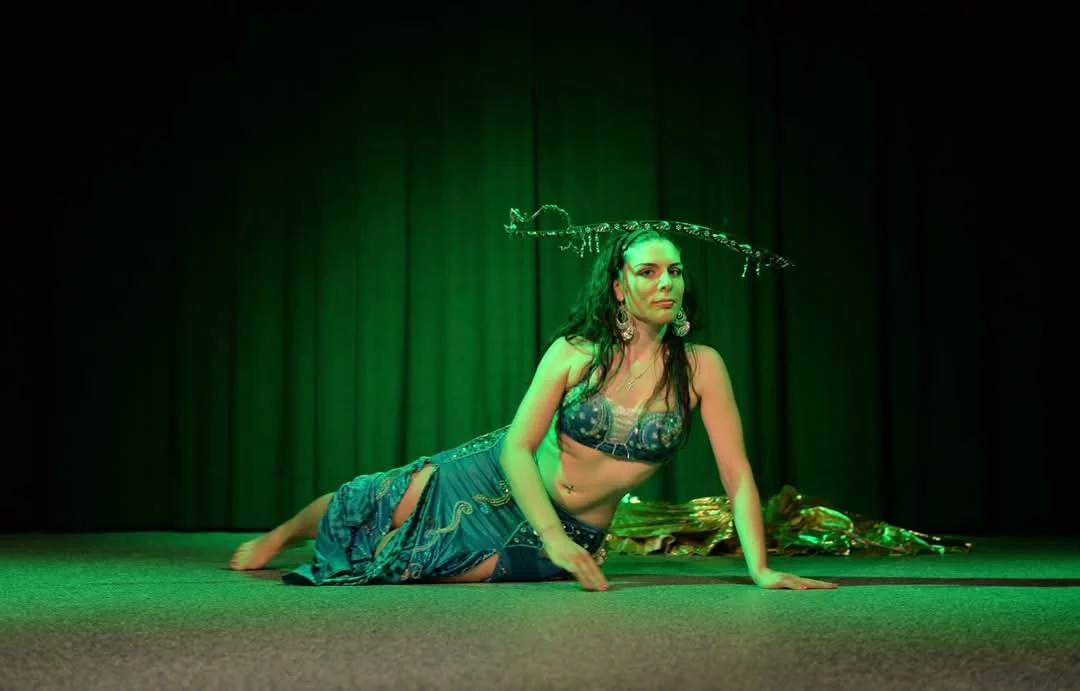 Portrait en costume vert